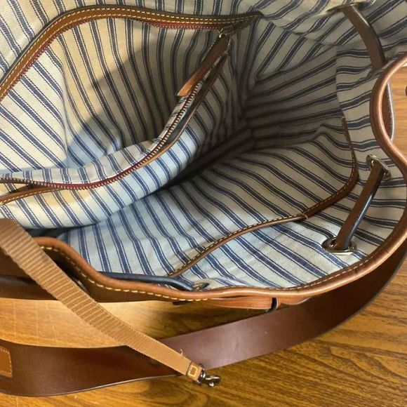 Dooney & Bourke Leather Tote Bucket Drawstring Bag Purse Handbag - Picture 7 of 7